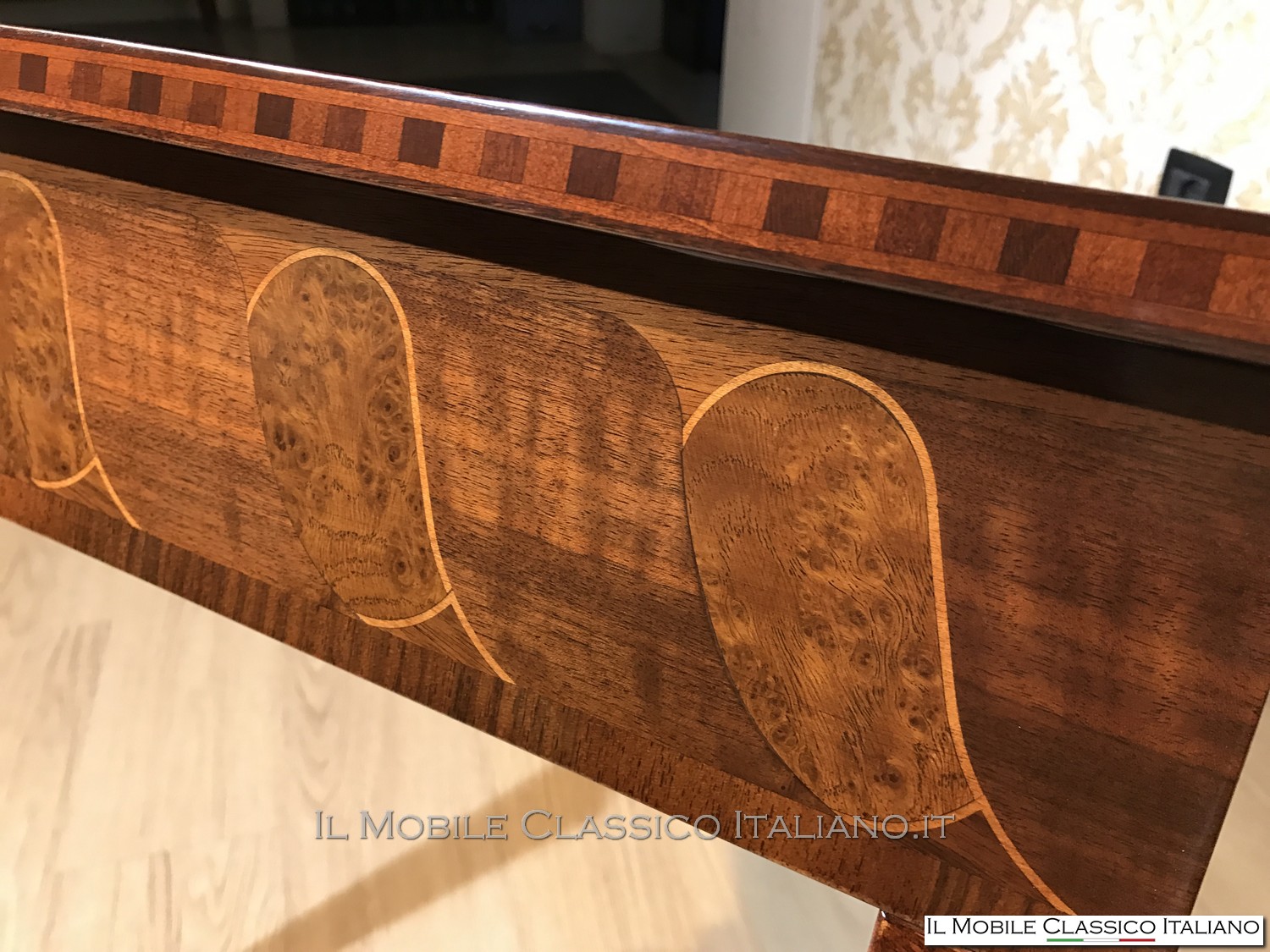 Tavolino salotto legno classico